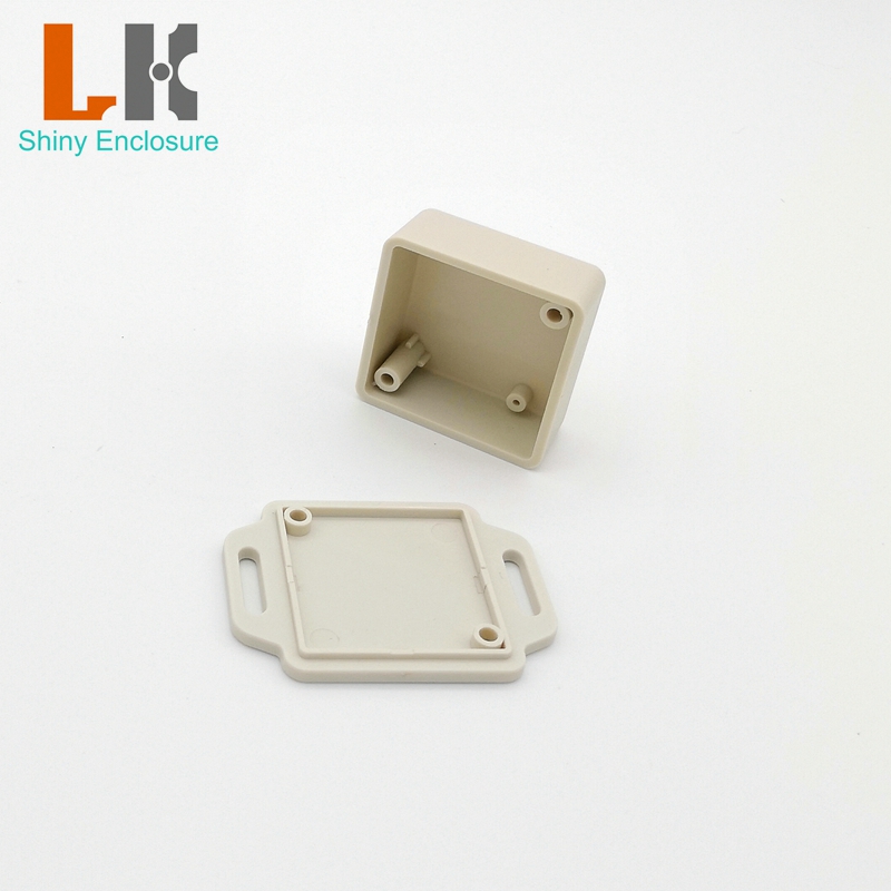 Scatola di giunzione elettrica - Diy Electronics Location recensione e prezzo